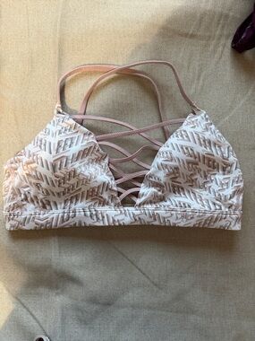 Women's Strappy Sports Bra - Blush/Beige